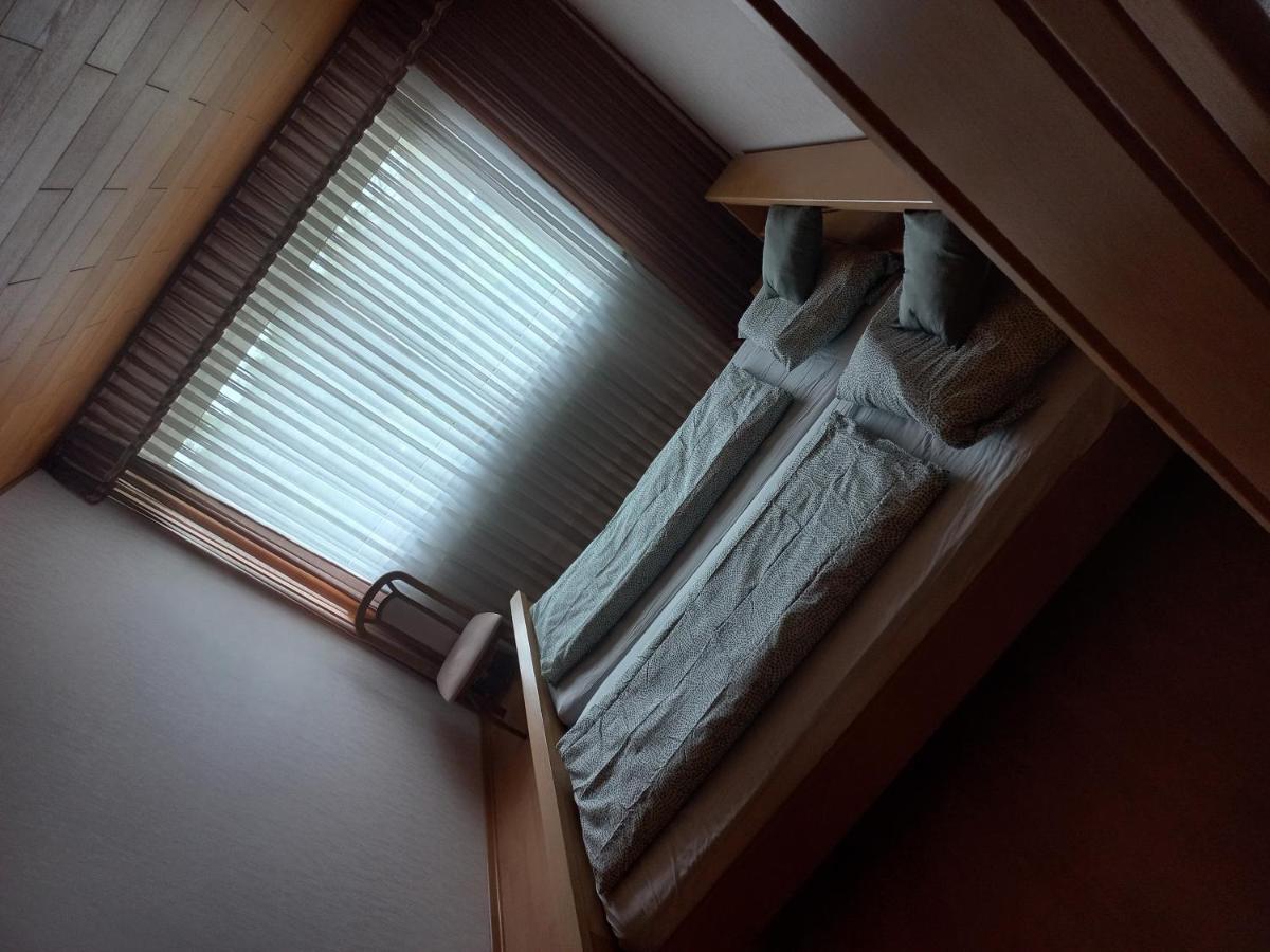 Hoteliving Duesseldorf Airport Ratingen Bagian luar foto